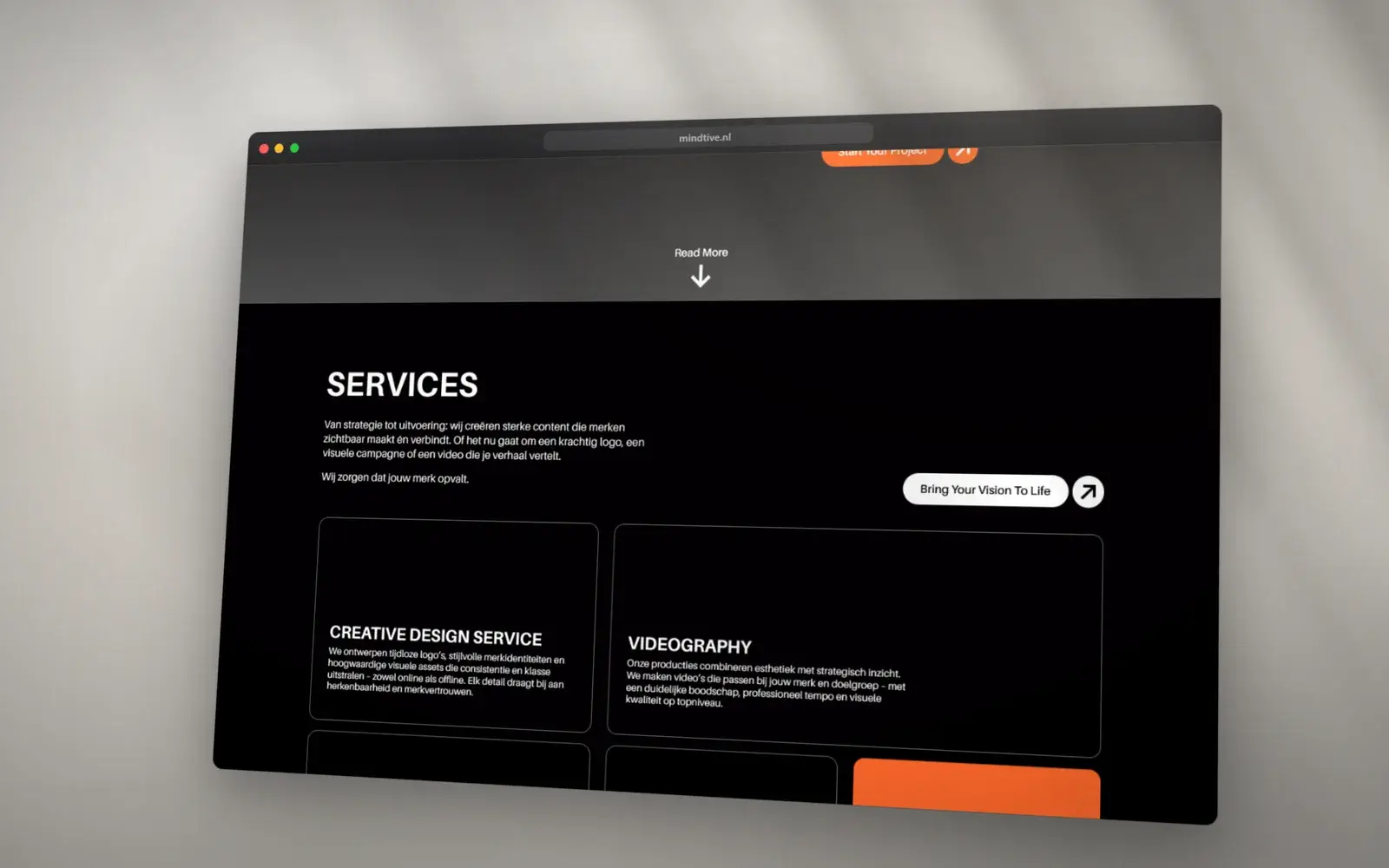 Diensten van Mindtive in een donker browservenster: creative design service en videografie